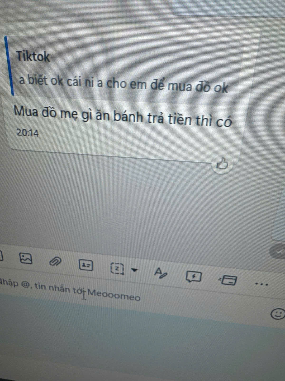 Tin nhắn về việc tặng quà